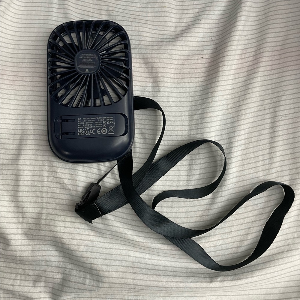 Handheld Mini Fan - Picture 2 of 4